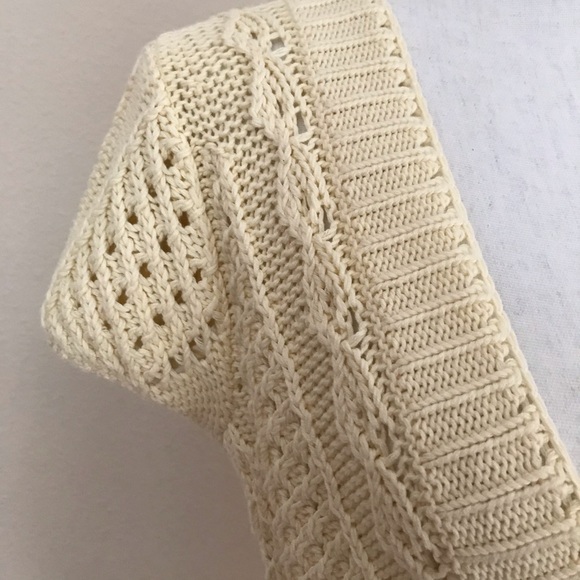 Anthropologie, Moth Chunky Knit Wrap - Picture 2 of 8